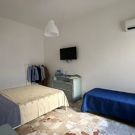 Maison D'artiste Siracusa Apartment Belvedere (Sicily)