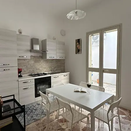 Maison D'artiste Siracusa Belvedere (Sicily)